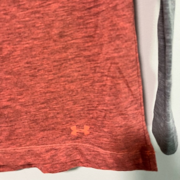 Under Armour HeatGear Long Sleeve Colorblock Athletic Top - Women’s Small - Picture 2 of 5